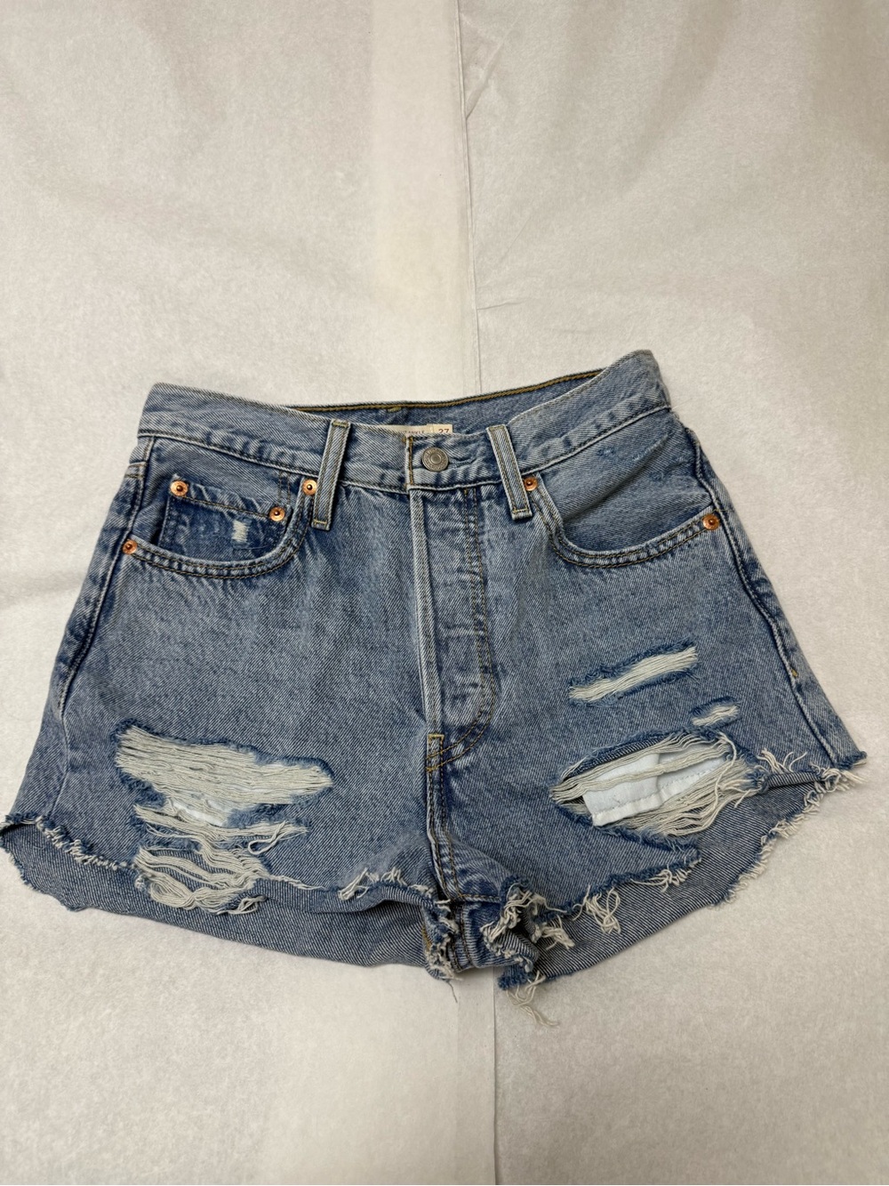 Levi’s Strauss Denim Straight Ankle Distressed High-Waist Women's Shorts - Blue